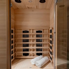 Stylish Cosy Apartment with Sauna - Hero Square Budapest