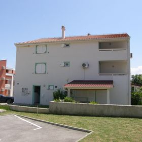 Apartment Knezevic Baska