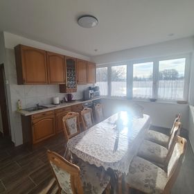 Gyöngyi Vendégház Jászszentlászló