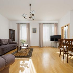 Tyniecka 27 | Rodzinny Apartament | Parking Warszawa