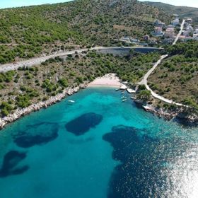 Apartment Kiara near the beach Bilo