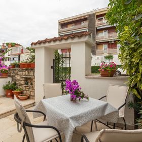 Apartment Enny 1 Porec