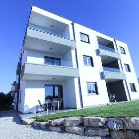 Apartments Frank Zambratija