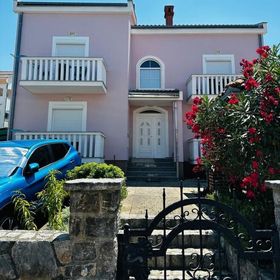 Apartments Vladimir Malinska