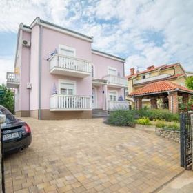 Apartments Vladimir Malinska