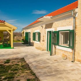 House Villa Karaga Oklaj