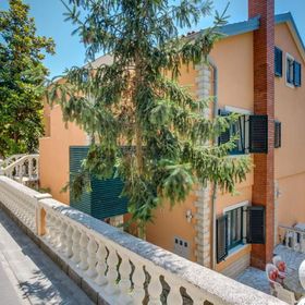 Apartments Villa Magnolia Mali Losinj