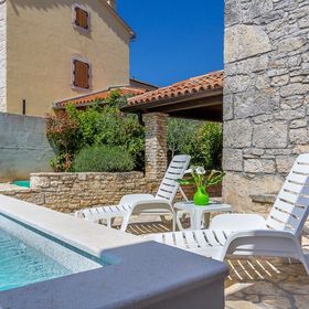 Mala Hiža Svetvincenat