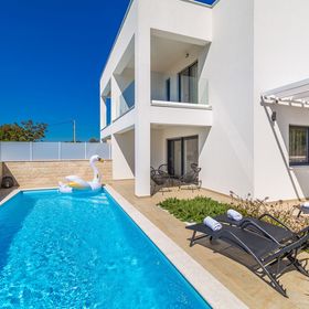 Villa Insula Aurea No.2 Linardici