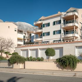 Apartments Vila Tucepi