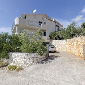 Apartments Mil Sevid