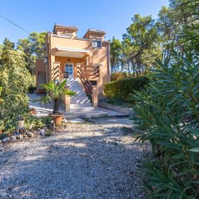 Apartment Perka Vrboska