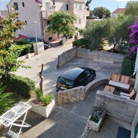 Apartments Family Postira