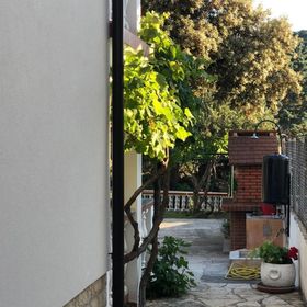 Apartments MILAN Lopar