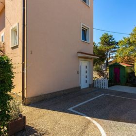 Apartments and Room Tamaris Malinska