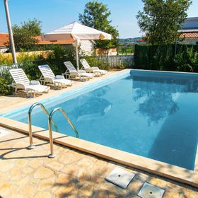 House Stone Curlew 1 Lišane Tinjske