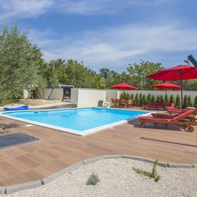 Apartment Birikina 3 s bazenom Nova Vas