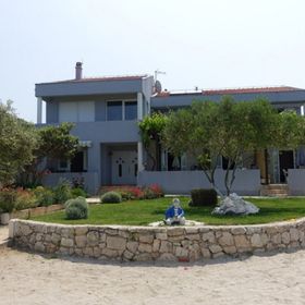 Apartments Ivo Zaton