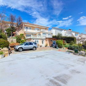 Apartments Dino i Toni Novi Vinodolski