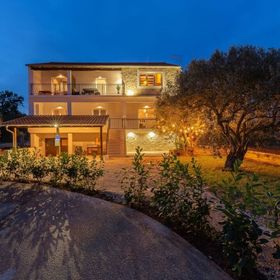 House Srića Sv. Filip i Jakov