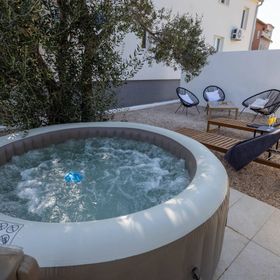 House Srića Sv. Filip i Jakov