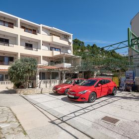 Apartment Karlo Duce