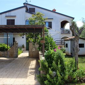 Apartment Jakomina 1 Mali Maj