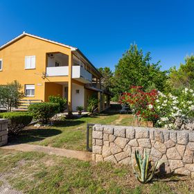 Apartments Agava Seline