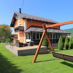 Apartmanok és Szobák Parkolóhellyel Vranovača, Plitvice - 17428 Vranovača