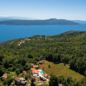 Ház Családok Részére Medencével Rosici, Opátia - Opatija - 18442 Rošići