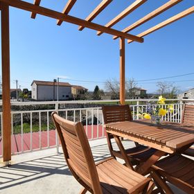 Apartmanok Parkolóhellyel Nenadici, Krk - 19373 Nenadići