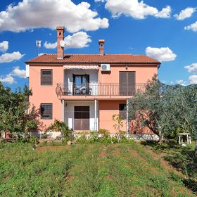 Apartmanok Parkolóhellyel Galizana, Fazana - 19608 Galižana