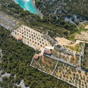 Halászkunyhó Nyaraláshoz A Tenger Mellett Öböl Triluke, Pasman - 20973 Triluke