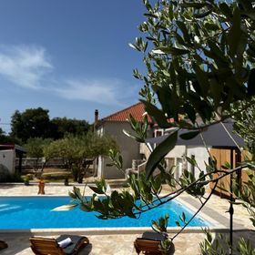 Apartmanok Családok Részére Medencével Radašinovci, Biograd - 22312 Radašinovci