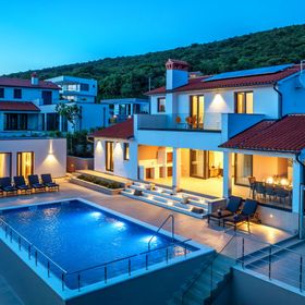 Luxusvilla Medencével Brgod, Rasa - 22689 Brgod