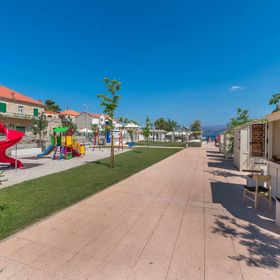 Apartments Meter Postira