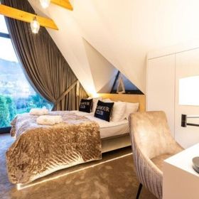 Skyline Villa with terrace jacuzzi and sauna A