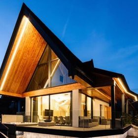 Skyline Villa with terrace jacuzzi and sauna A