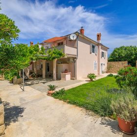 Apartment MiMa Lopar