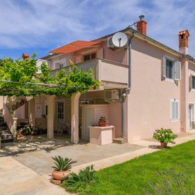 Apartment MiMa Lopar