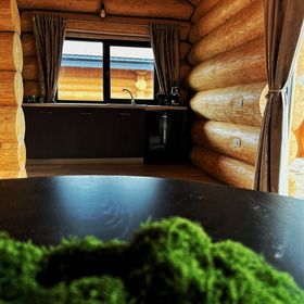 EastWood Cabins Moisei