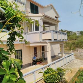 Apartment Davor Sali