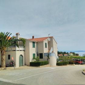 Apartment Davor Sali