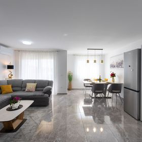 Apartment Sole Kastel Stari