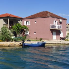 Apartmanok Parkolóhellyel Rogotin, Usce Neretve - 23141 Rogotin