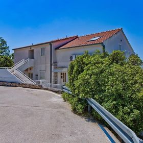 Apartmanok Parkolóhellyel Hvar - 23674