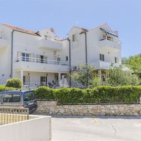 Apartmanok Parkolóhellyel Hvar - 23674