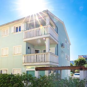 Apartmanok Parkolóhellyel Baska, Krk - 23726 Baška