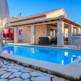 Ház Családok Részére Medencével Posedarje, Novigrad - 23728 Posedarje