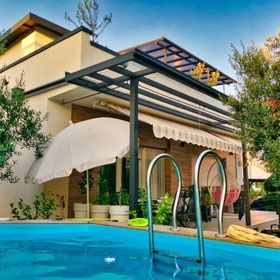 Apartmanok Medencével Vodice - 23759